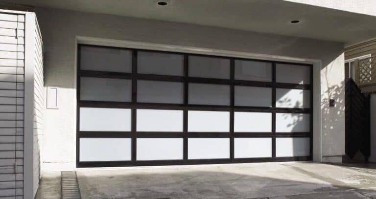 o-rd-modaluminum-521-black - Overhead Door Company