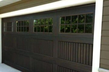 Garage door with narrow slates
